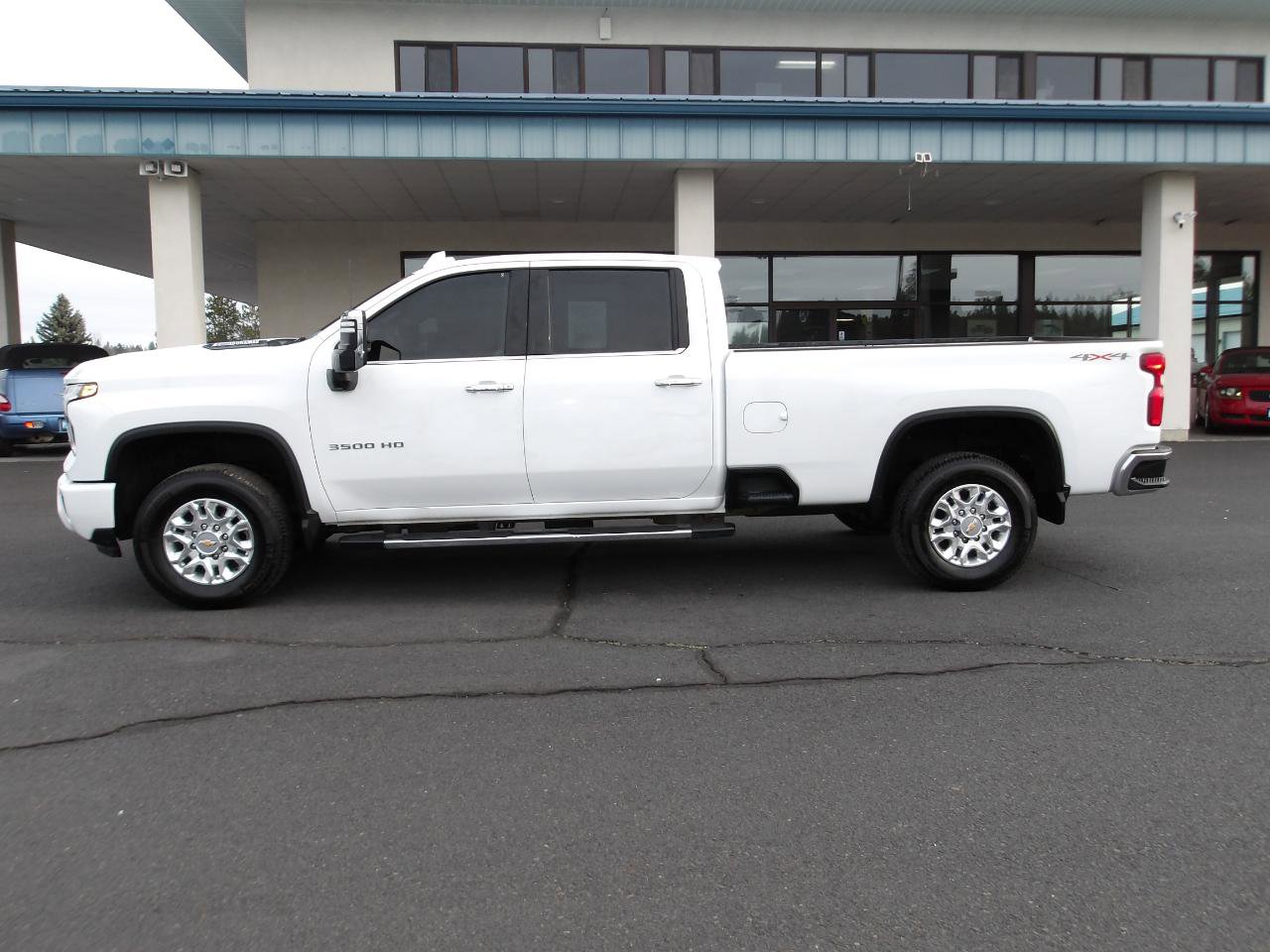Used 2024 Chevrolet Silverado 3500 LTZ w/ LTZ Convenience Package image 2