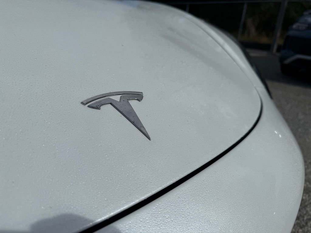 Used 2023 Tesla Model 3 Standard Range image 7