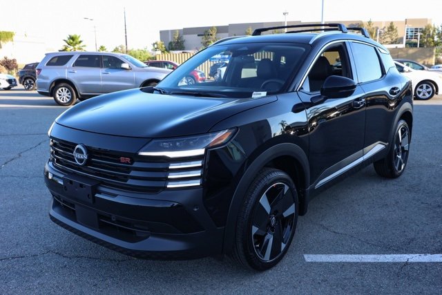 New 2025 Nissan Kicks SR image 8