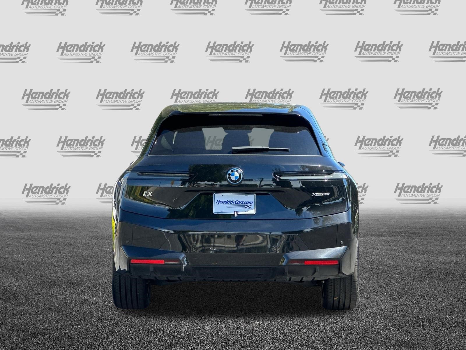 Certified 2024 BMW iX xDrive50 w/ Premium Package AWD/4WD image 6