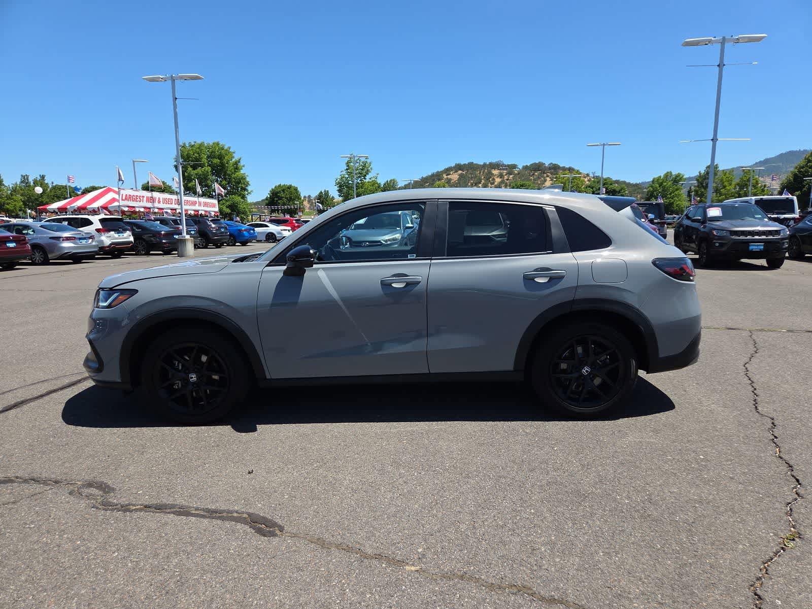 Used 2024 Honda HR-V Sport image 11