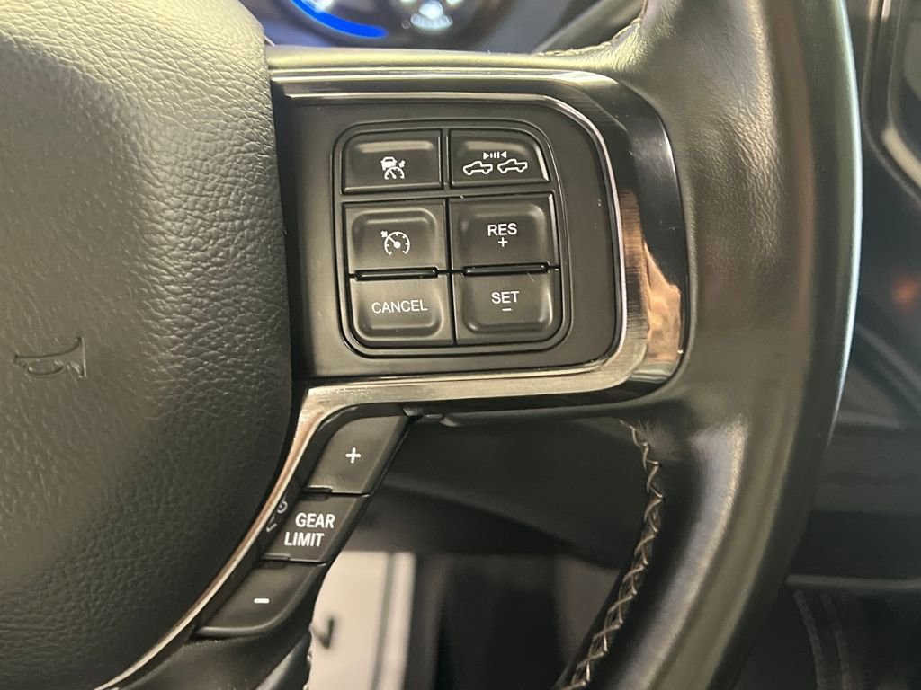 Used 2022 RAM 2500 Limited image 32