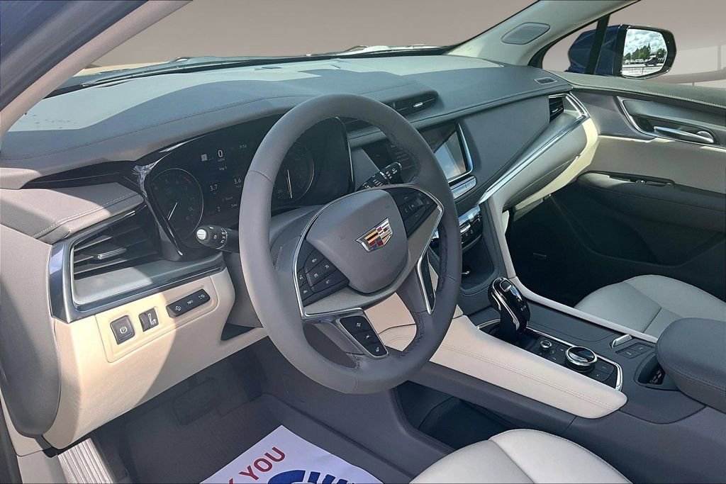 New 2026 Cadillac XT5 Premium Luxury w/ Driver Assist Package FWD image 6