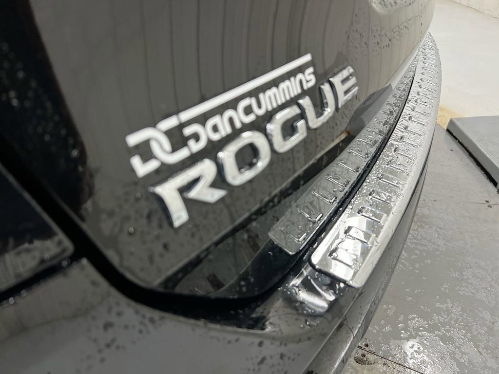 Used 2016 Nissan Rogue SV AWD/4WD image 25