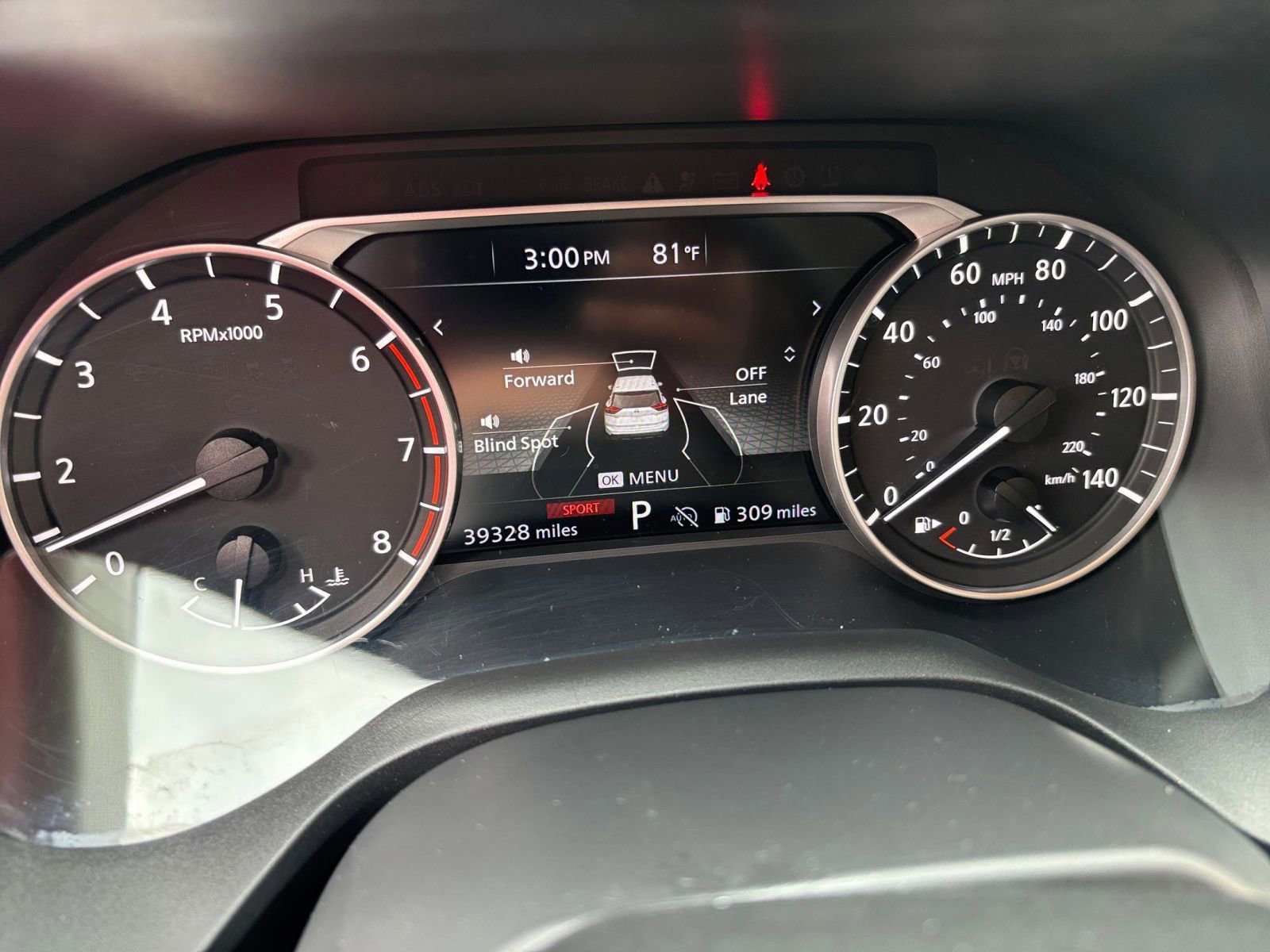 Used 2025 Nissan Rogue SV FWD image 36