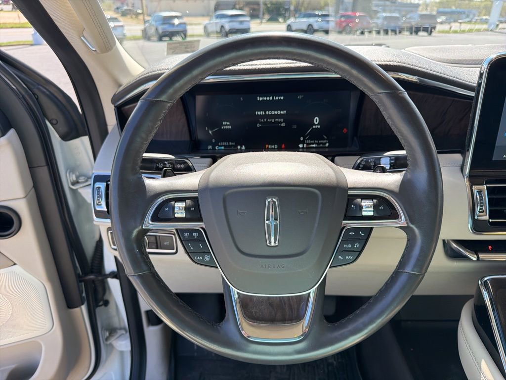 Certified 2021 Lincoln Navigator Reserve w/ Luxury Package image 29