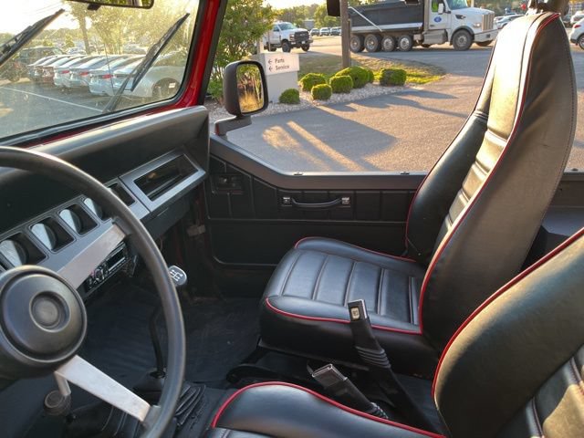 Used 1993 Jeep Wrangler S AWD/4WD image 9