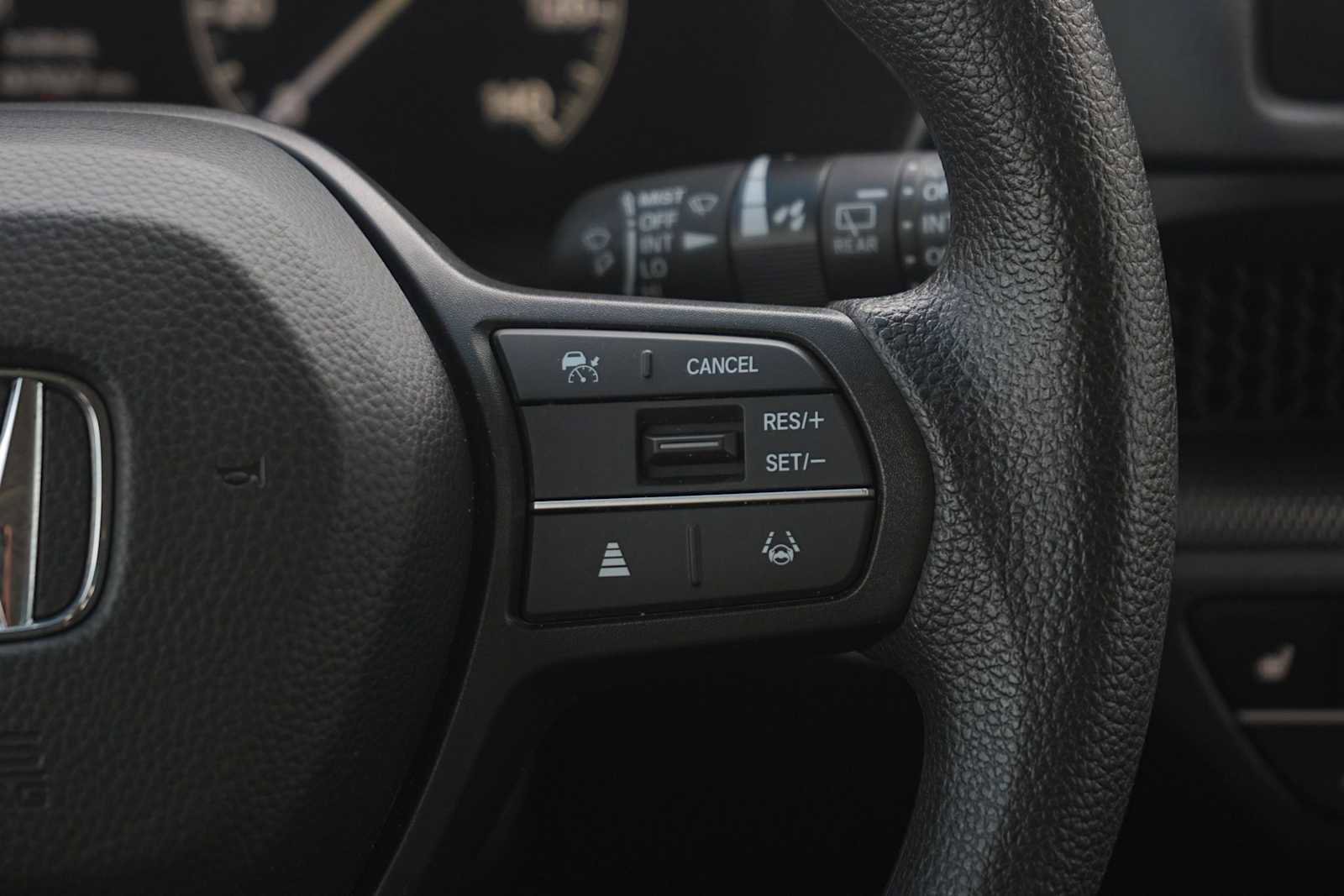 Used 2025 Honda CR-V EX image 18
