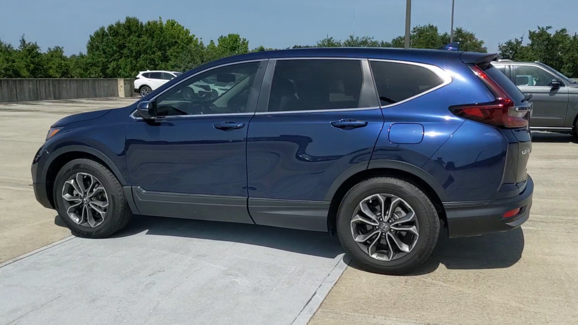 Used 2020 Honda CR-V EX-L image 16