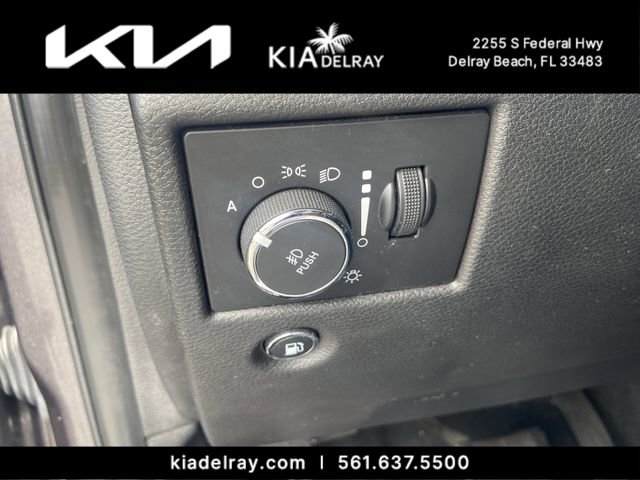 Used 2019 Jeep Grand Cherokee Limited image 22