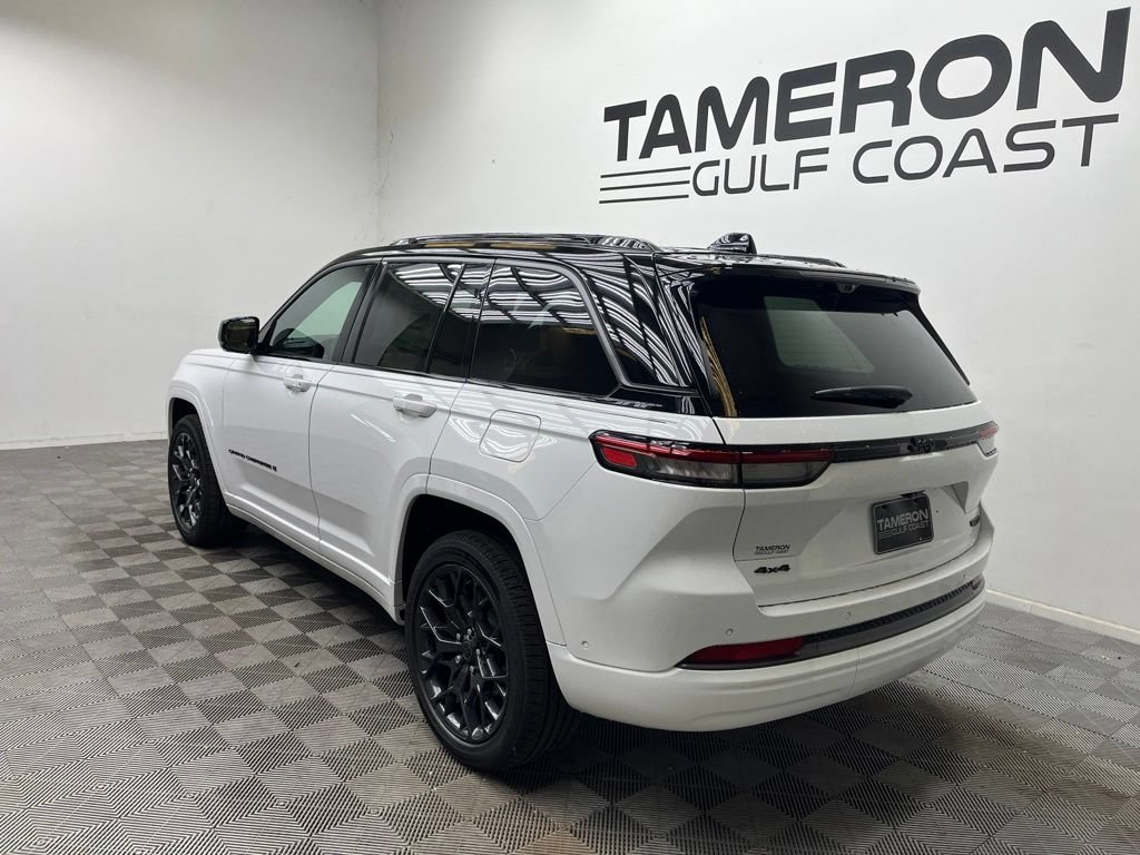 New 2027 Jeep Grand Cherokee Summit w/ Adv Protech Group IV AWD/4WD image 3