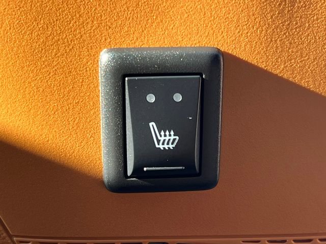 Used 2023 Chrysler Pacifica Pinnacle image 38