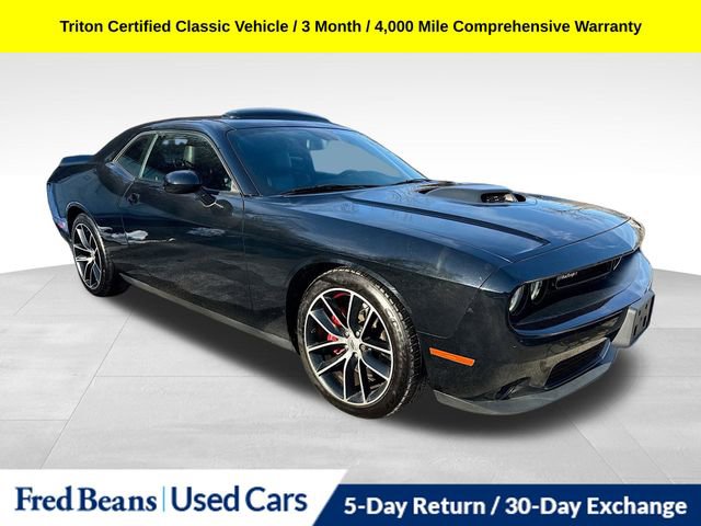 Used 2018 Dodge Challenger R/T image 1