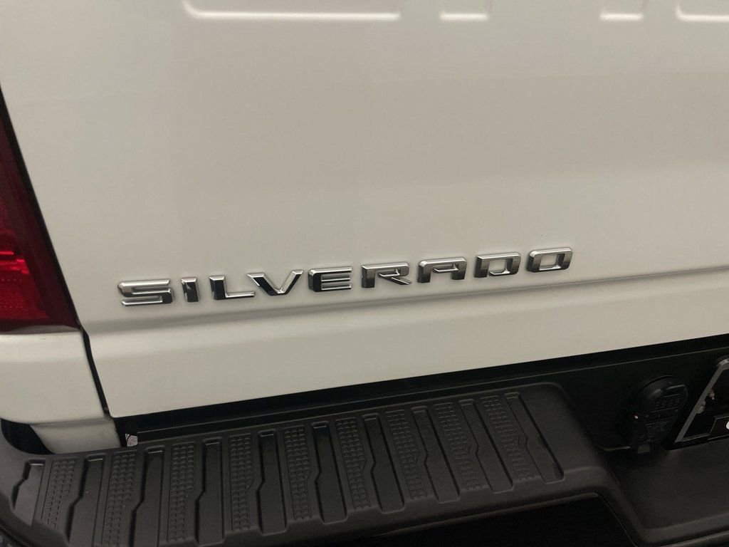 Used 2024 Chevrolet Silverado 2500 Custom w/ Custom Convenience Package image 24