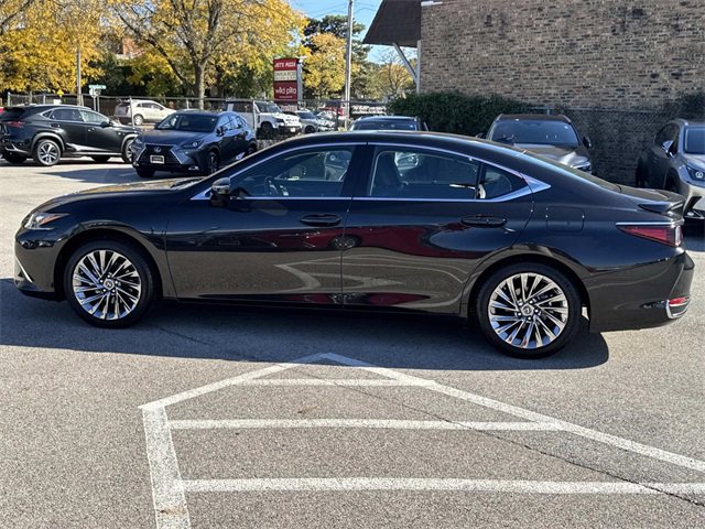 Certified 2025 Lexus ES 300h Ultra Luxury image 8