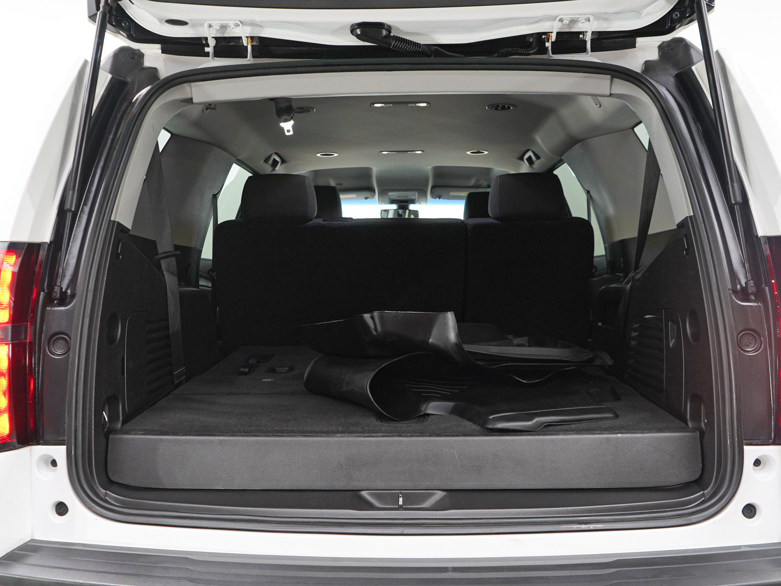 Used 2019 Chevrolet Tahoe LS AWD/4WD image 18
