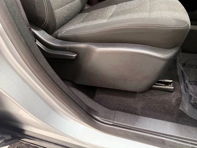 Used 2025 GMC Acadia Elevation image 20