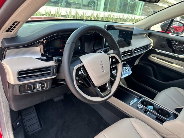 New 2025 Lincoln Corsair FWD image 14