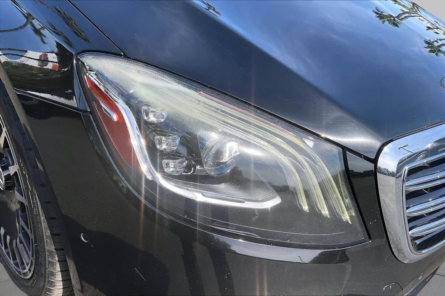 Used 2018 Mercedes-Benz S 560 Sedan image 27