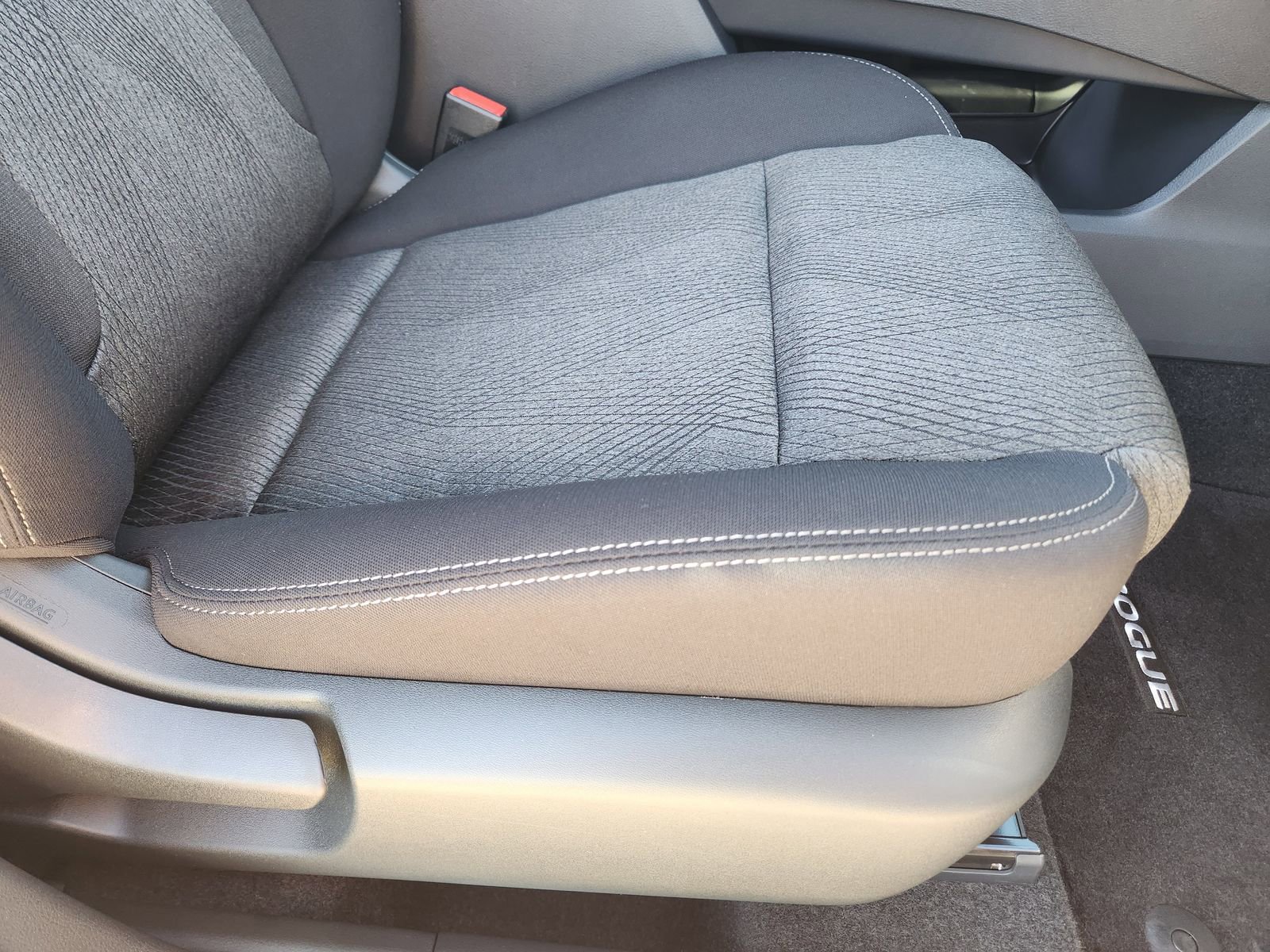 New 2026 Nissan Rogue SV w/ Cold Weather Package image 21