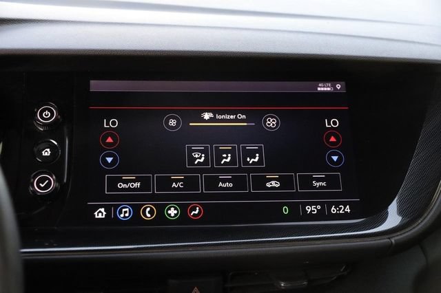 Used 2021 Buick Envision Essence w/ Sport Touring Package FWD image 17