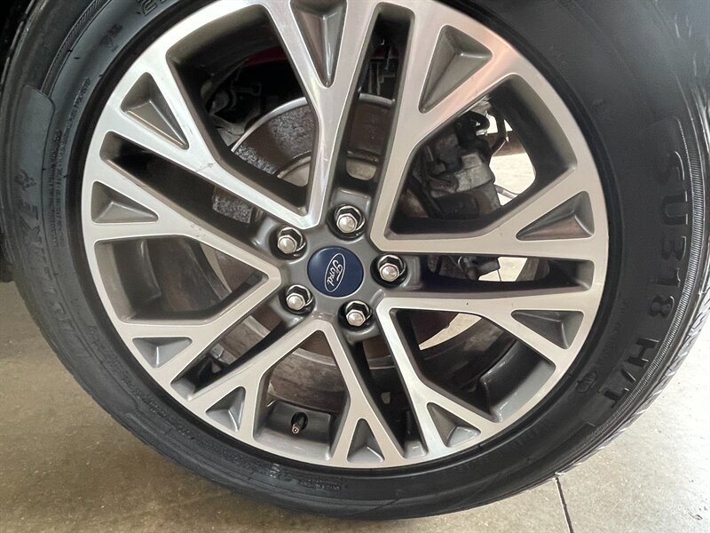 Used 2021 Ford Escape SEL AWD/4WD image 24