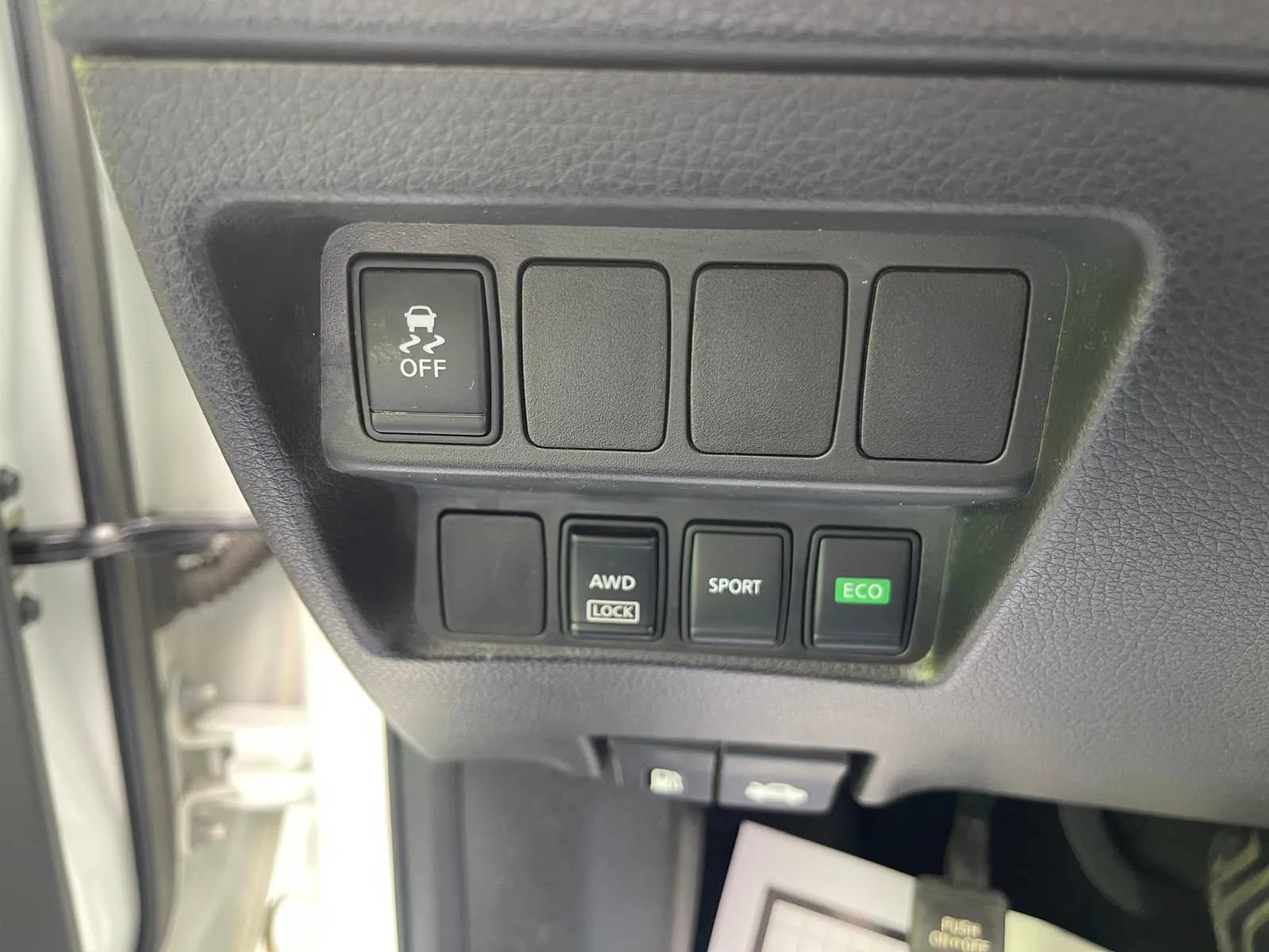 Used 2017 Nissan Rogue S AWD/4WD image 20