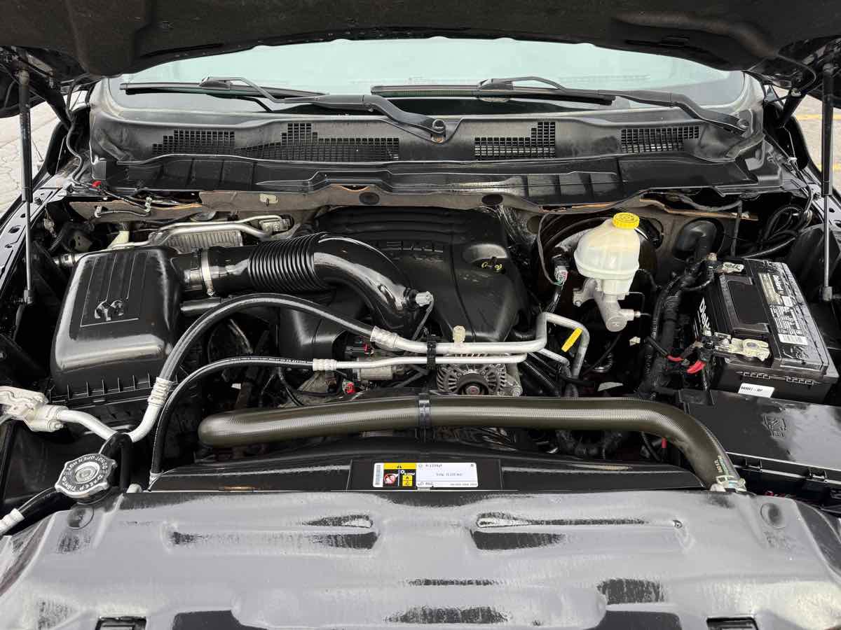 Used 2015 RAM 1500 Big Horn image 34