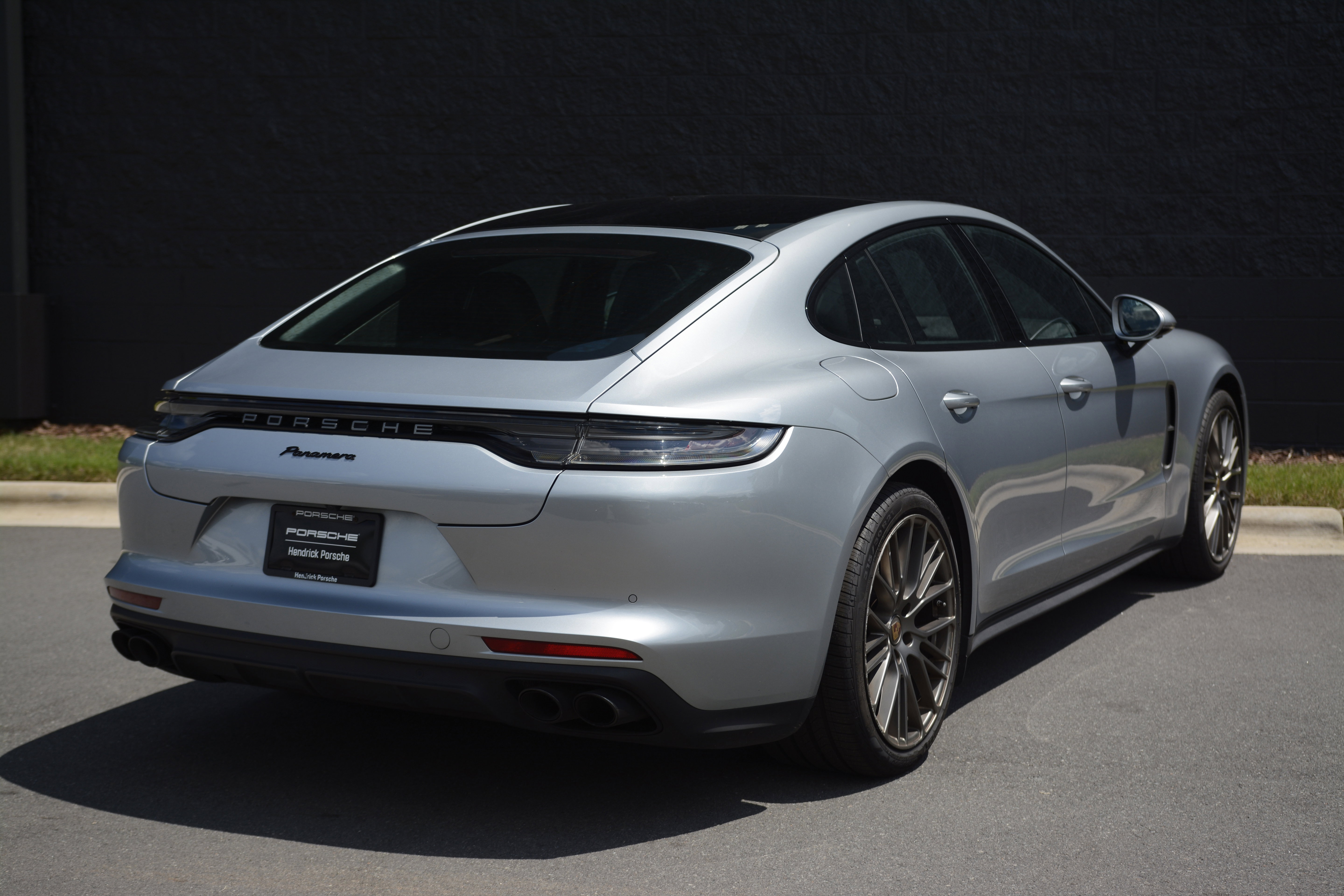 Certified 2023 Porsche Panamera Platinum Edition RWD image 7