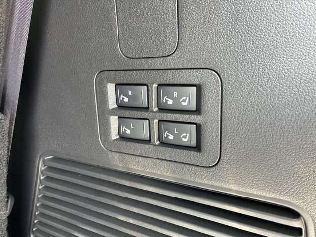 New 2026 Nissan Armada SL w/ Captain's Chari Seat Package AWD/4WD image 5
