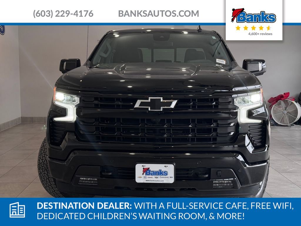 Certified 2025 Chevrolet Silverado 1500 RST w/ Convenience Package II AWD/4WD image 3