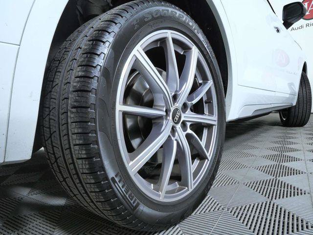 Used 2023 Audi SQ5 Premium Plus w/ Premium Plus Package AWD/4WD image 9