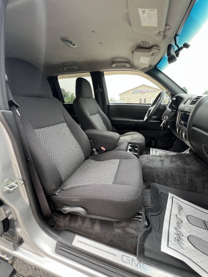 Used 2010 GMC Canyon SLE AWD/4WD image 16