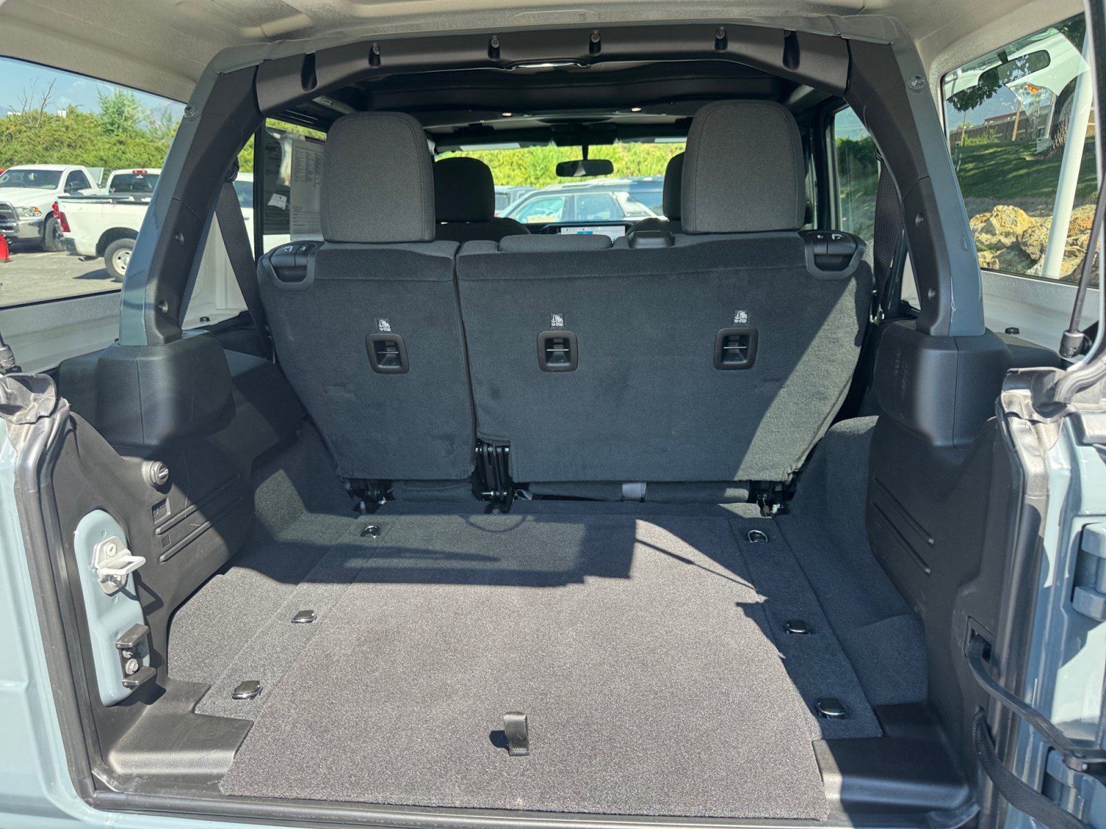 Used 2025 Jeep Wrangler Unlimited Sport AWD/4WD image 13