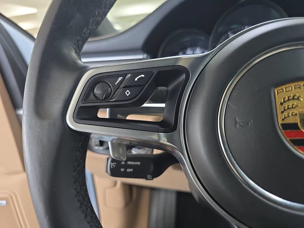 Certified 2021 Porsche Macan S AWD/4WD image 27