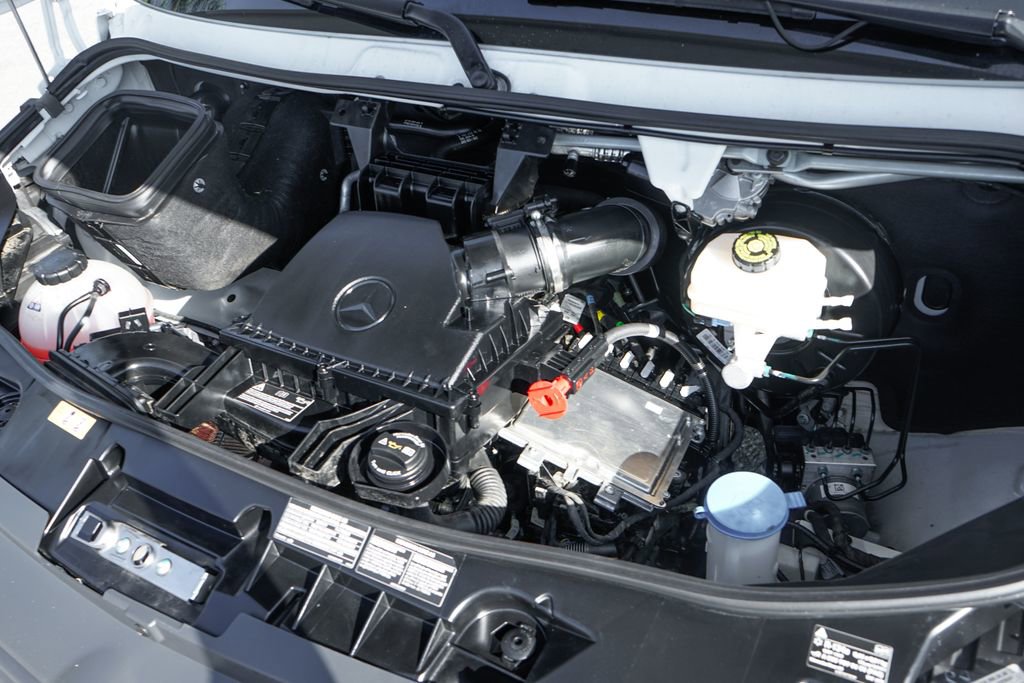 Used 2024 Mercedes-Benz Sprinter 144 Cargo image 16