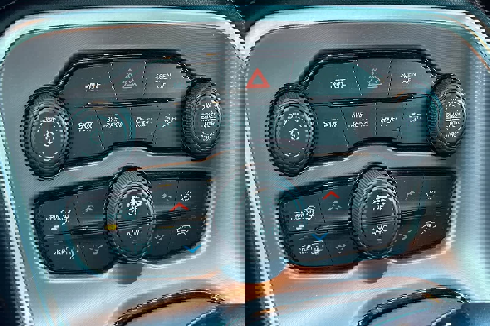 Used 2022 Dodge Challenger R/T w/ Blacktop Package image 21