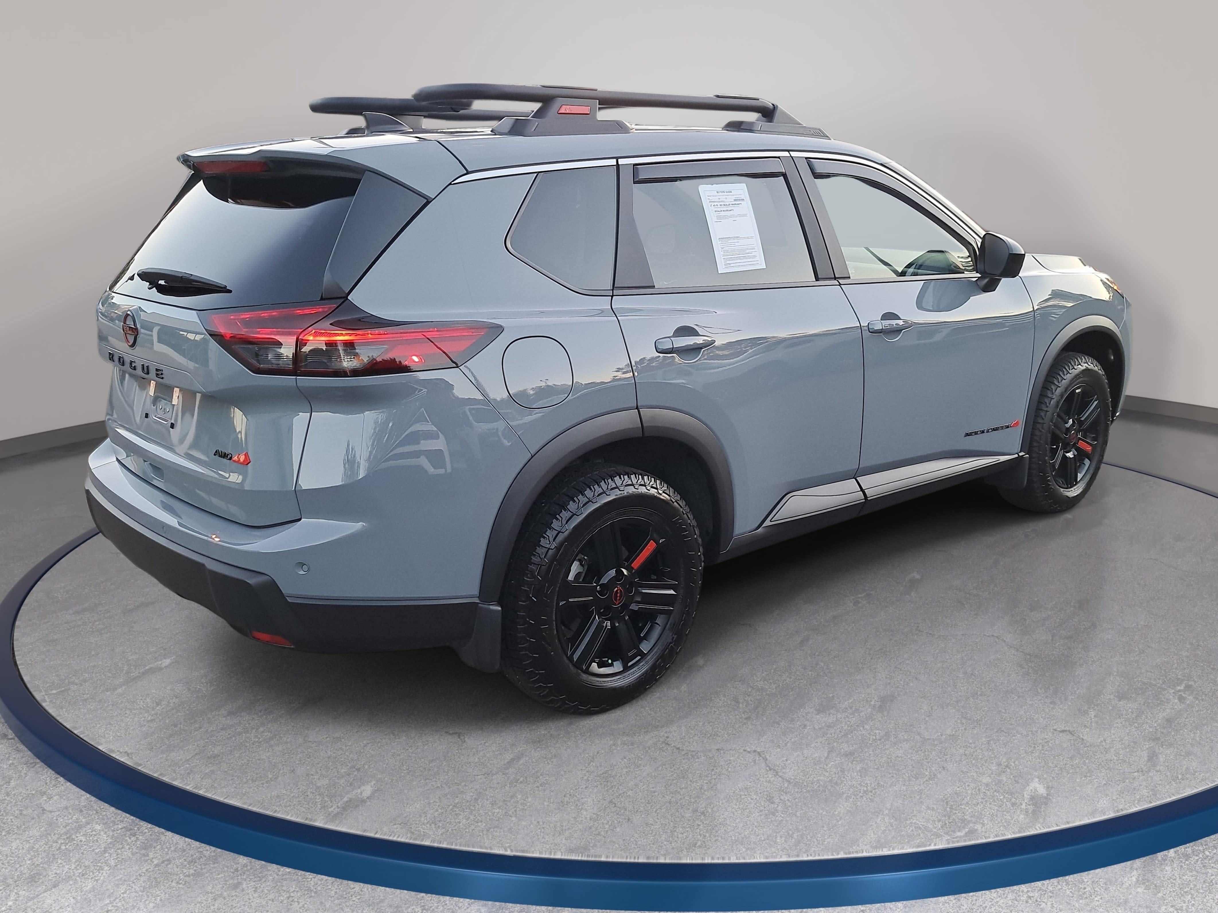 Used 2026 Nissan Rogue SV AWD/4WD image 5