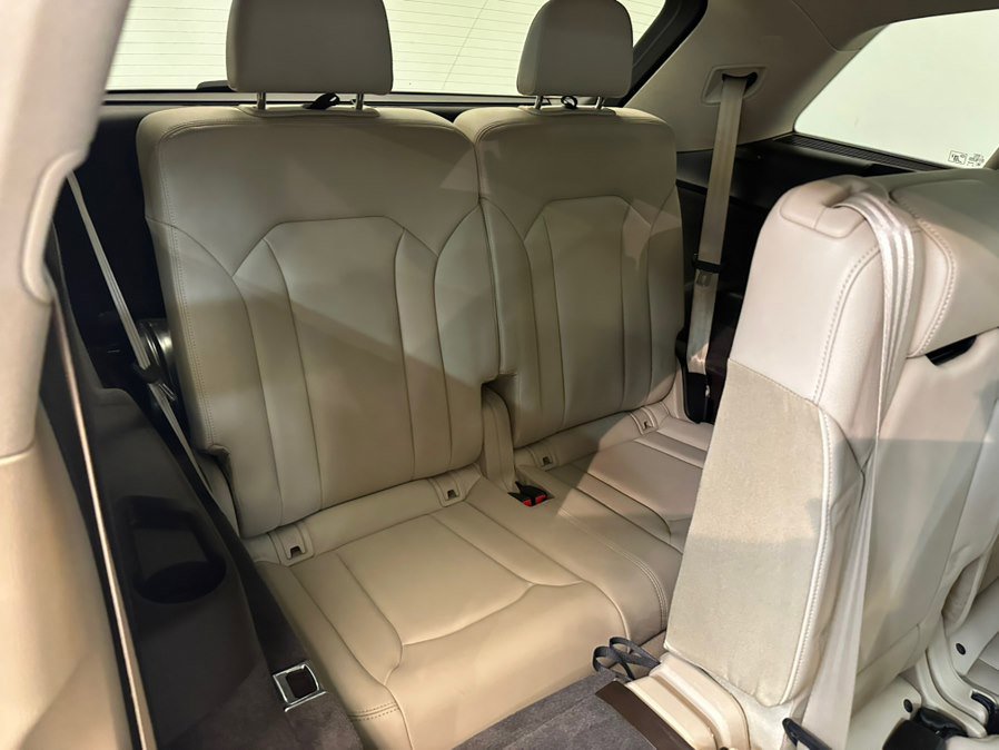 Used 2018 Audi Q7 3.0T Prestige w/ Prestige Package image 30