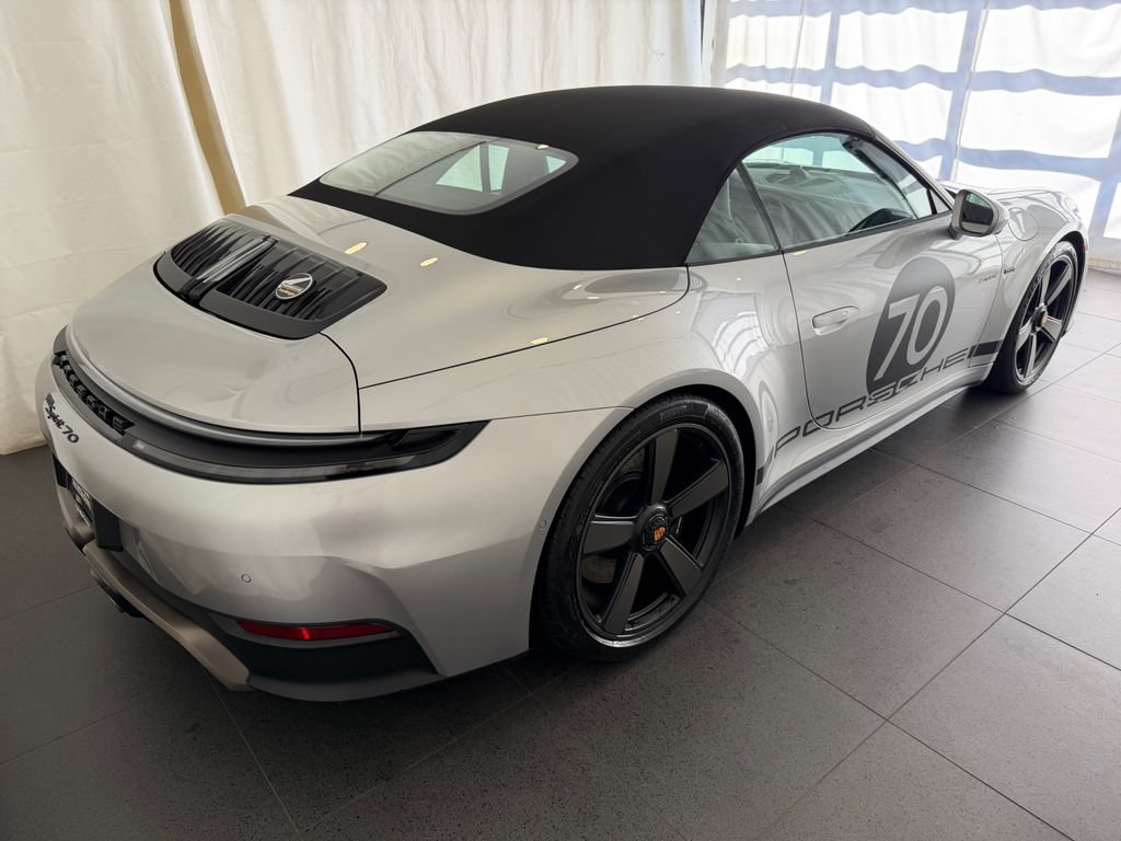 New 2026 Porsche 911 GTS RWD image 9