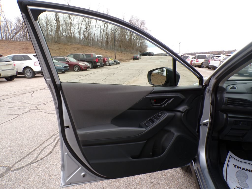 Used 2025 Subaru Crosstrek 2.0i Premium AWD/4WD image 13