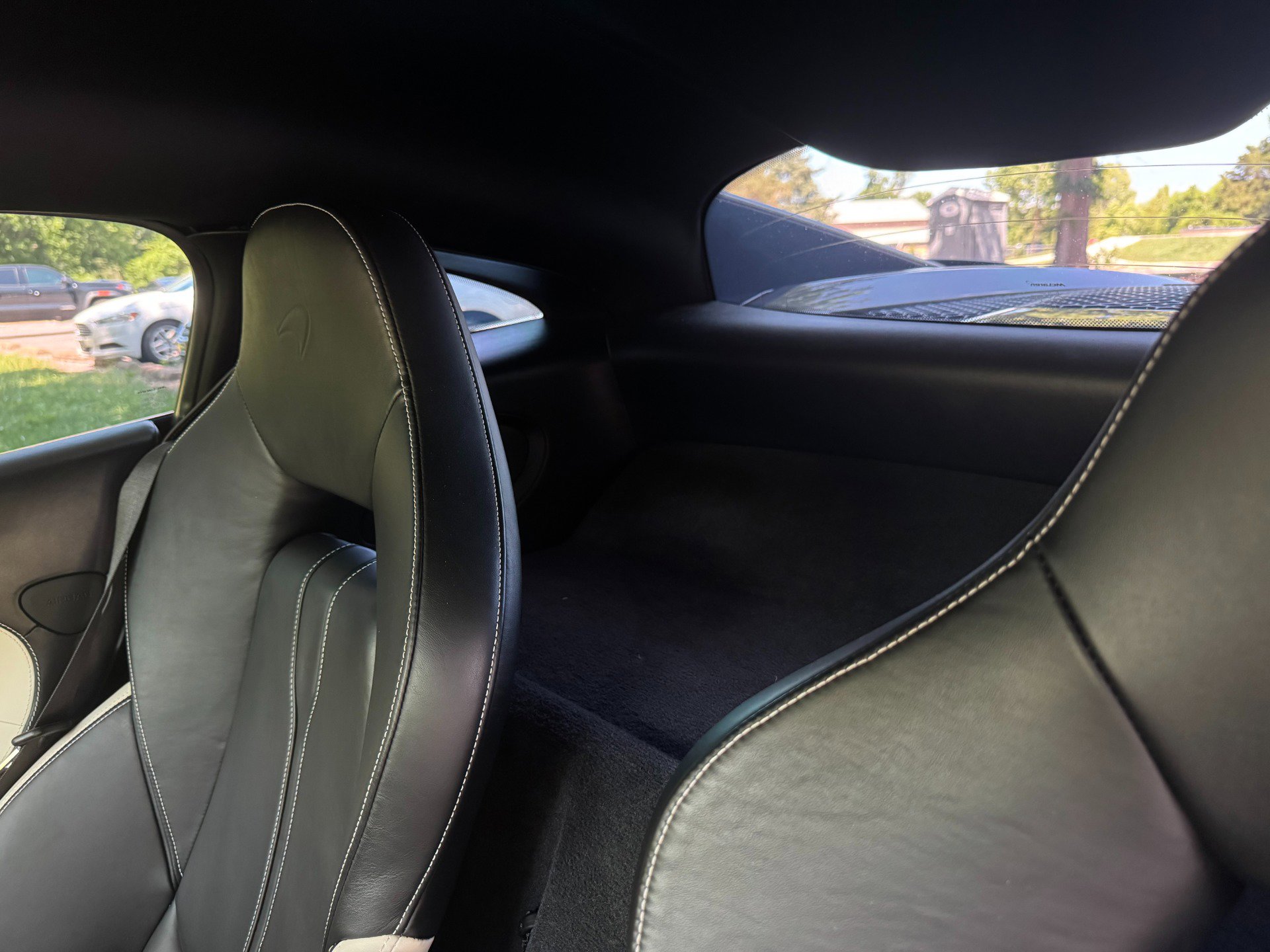 Used 2017 McLaren 570S Coupe image 24