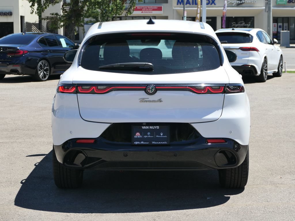 Used 2025 Alfa Romeo Tonale AWD/4WD image 4