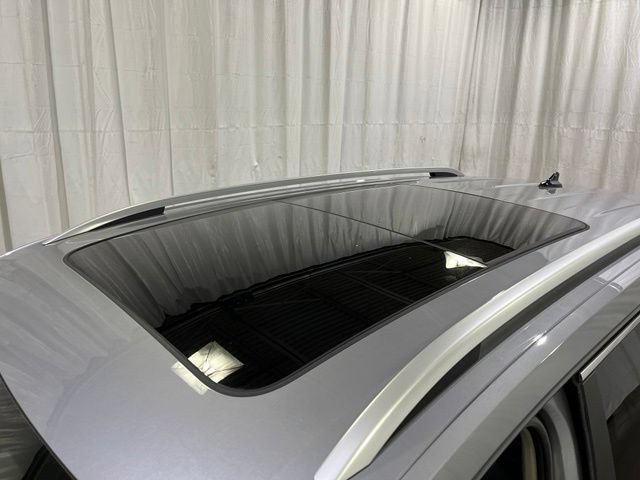 Used 2024 Volkswagen Atlas SEL AWD/4WD image 26