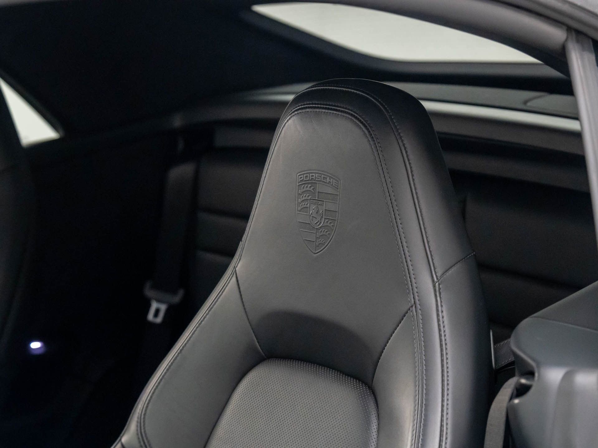 Certified 2023 Porsche 911 Carrera image 16