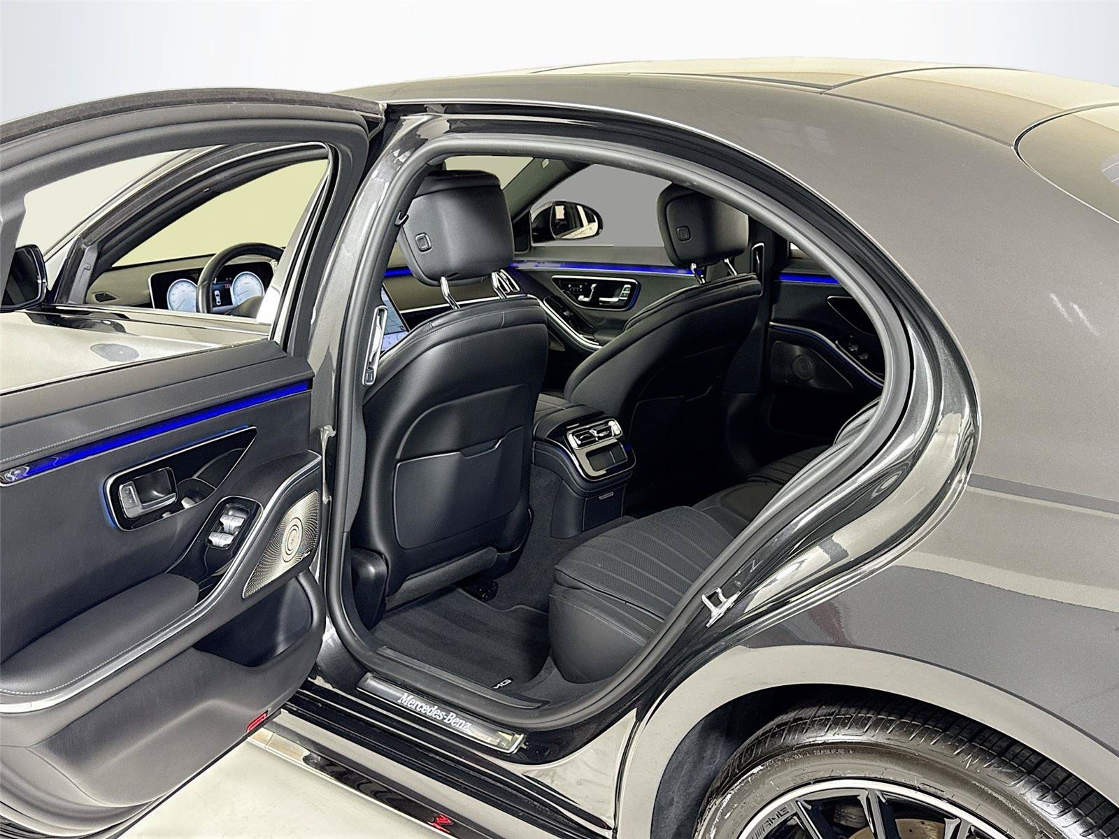 Used 2023 Mercedes-Benz S 500 4MATIC image 22