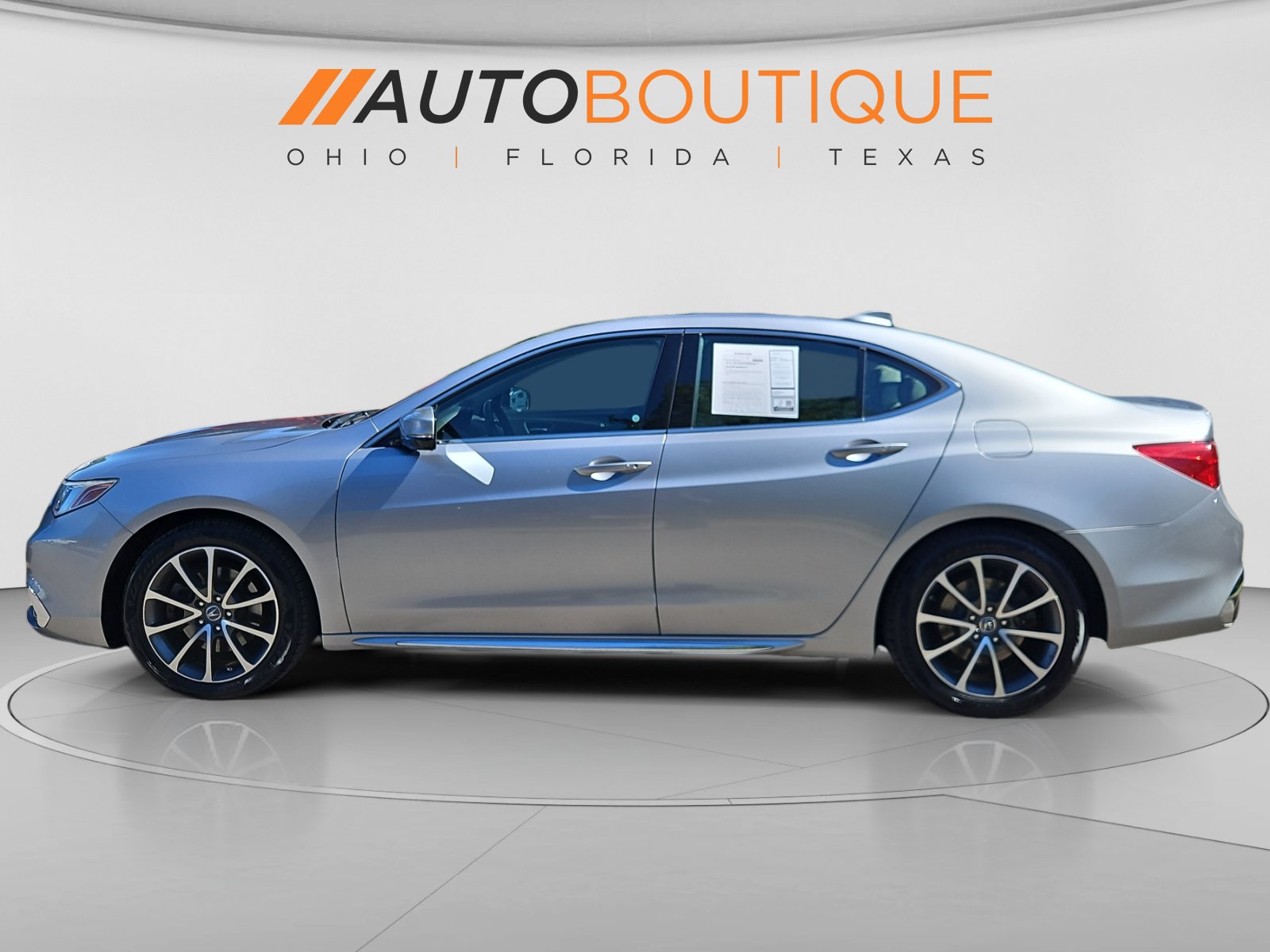 Used 2018 Acura TLX w/ Technology Package FWD image 2