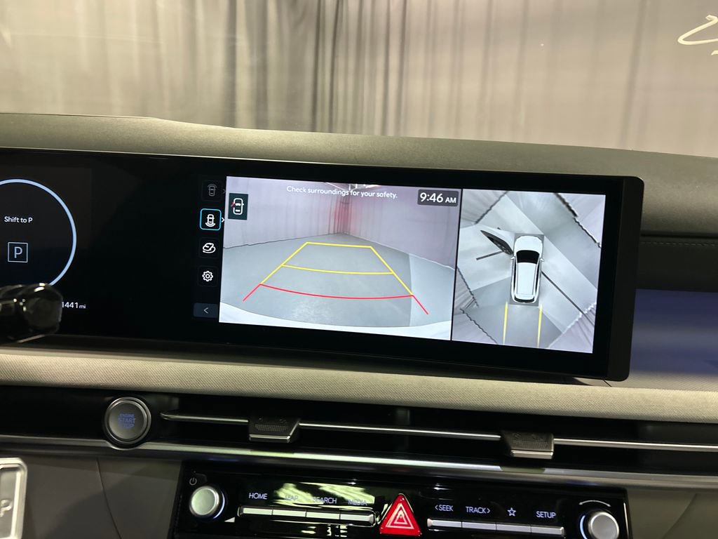 Used 2025 Hyundai Tucson Limited image 16