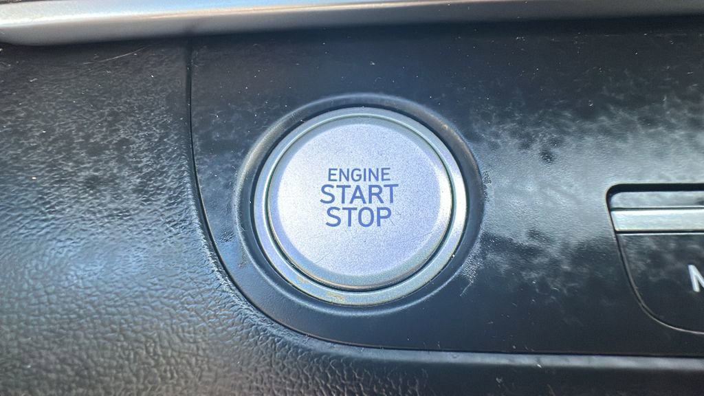 Used 2023 Hyundai Elantra SEL w/ Convenience Package image 23