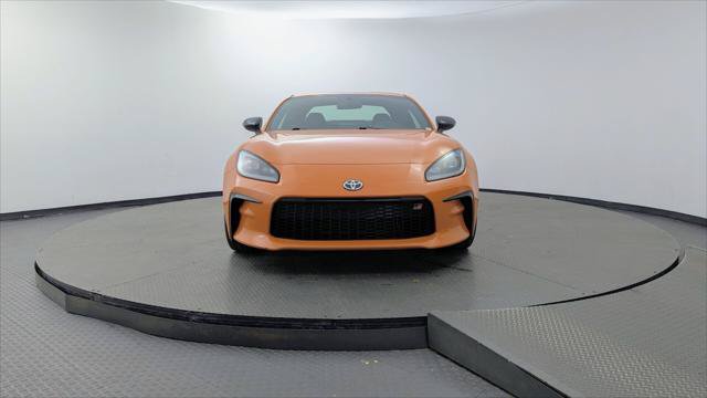 Used 2023 Toyota GR86 10th Anniversary SE RWD image 12